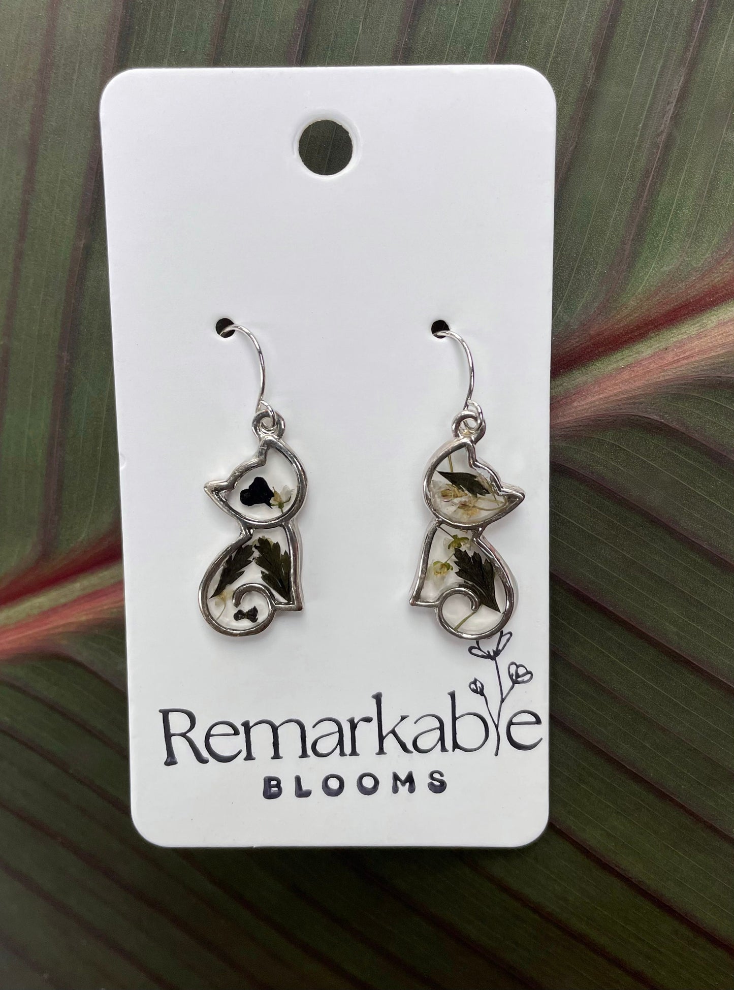 Tuxedo Cat Earrings made with Black and White Queen Anne’s lace flowers. 14K white gold plated earrings. 18K Gold Hoops. Special Gift for Cat Lovers.