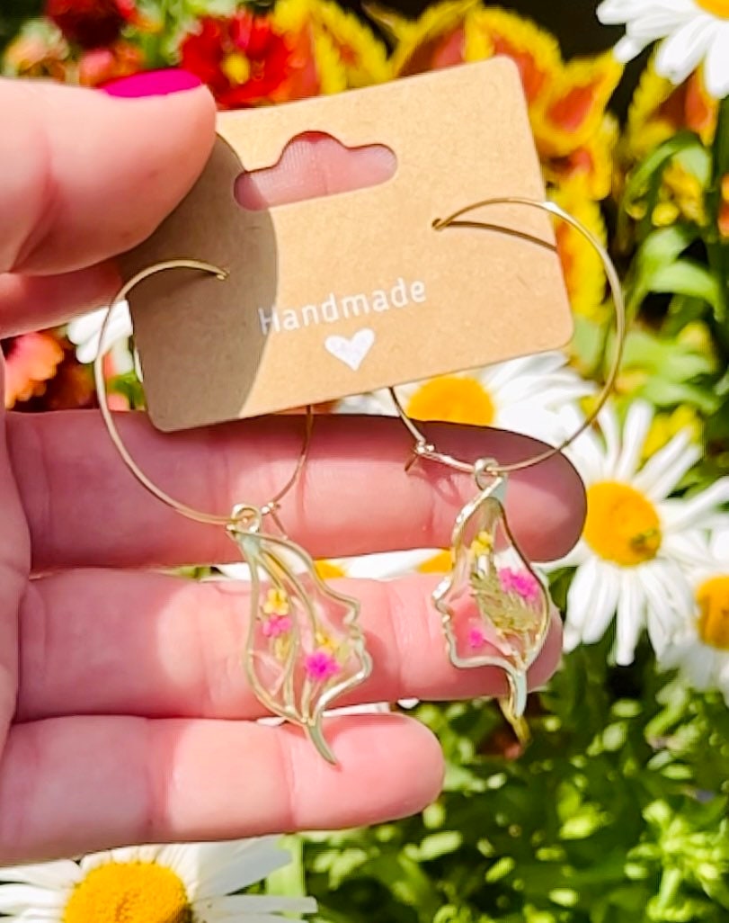 Handmade earrings with real ferns, made real pressed flowers. A truly unique gift. Hypoallergenic. 18K Gold.