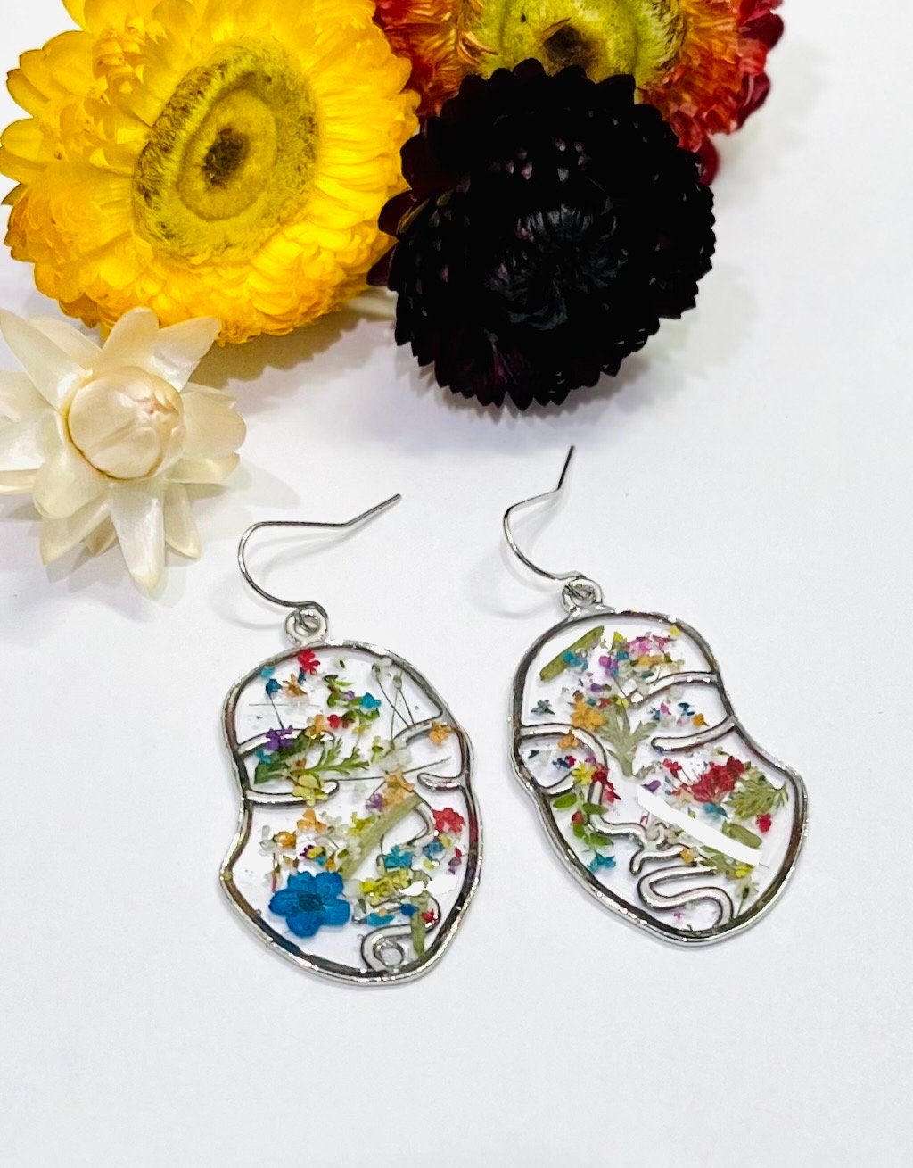 Handmade Abstract Rainbow Silver Face earrings. Made with Queen Anne’s lace flowers. 14K white gold plated.