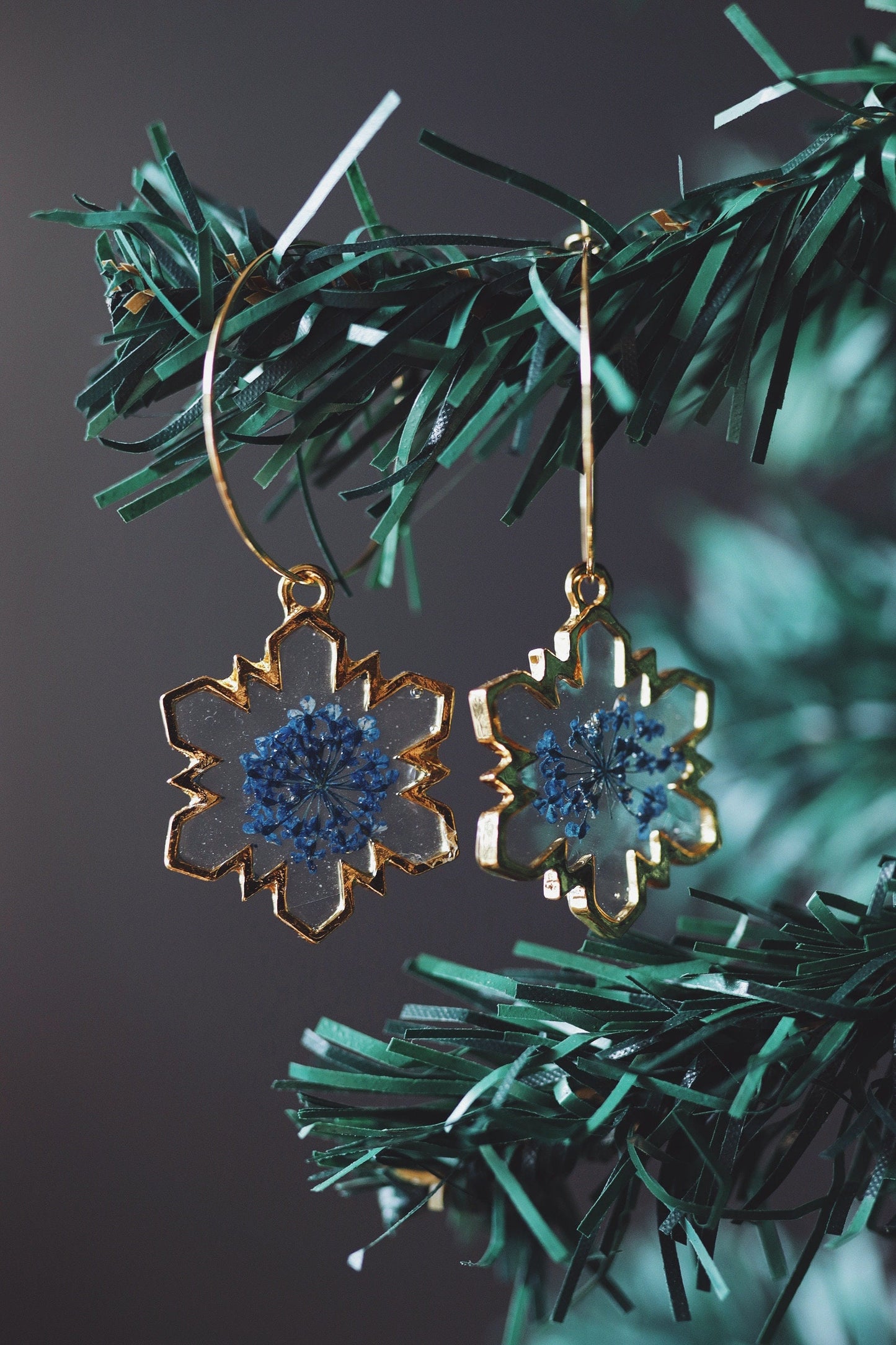 Handmade Snowflake Earrings. Made with Real pressed flowers. Hypoallergenic. Christmas. 14K gold plated posts.