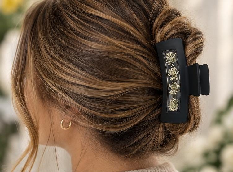 Handmade black and white real pressed flower claw clips.