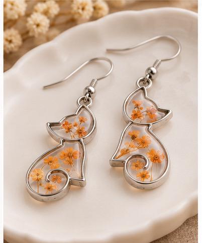 Handmade Real Pressed orange Flowers. Orange Cat Earrings. Orange Queen Anne’s lace flowers. Surgical steel earrings. Cat Lovers.