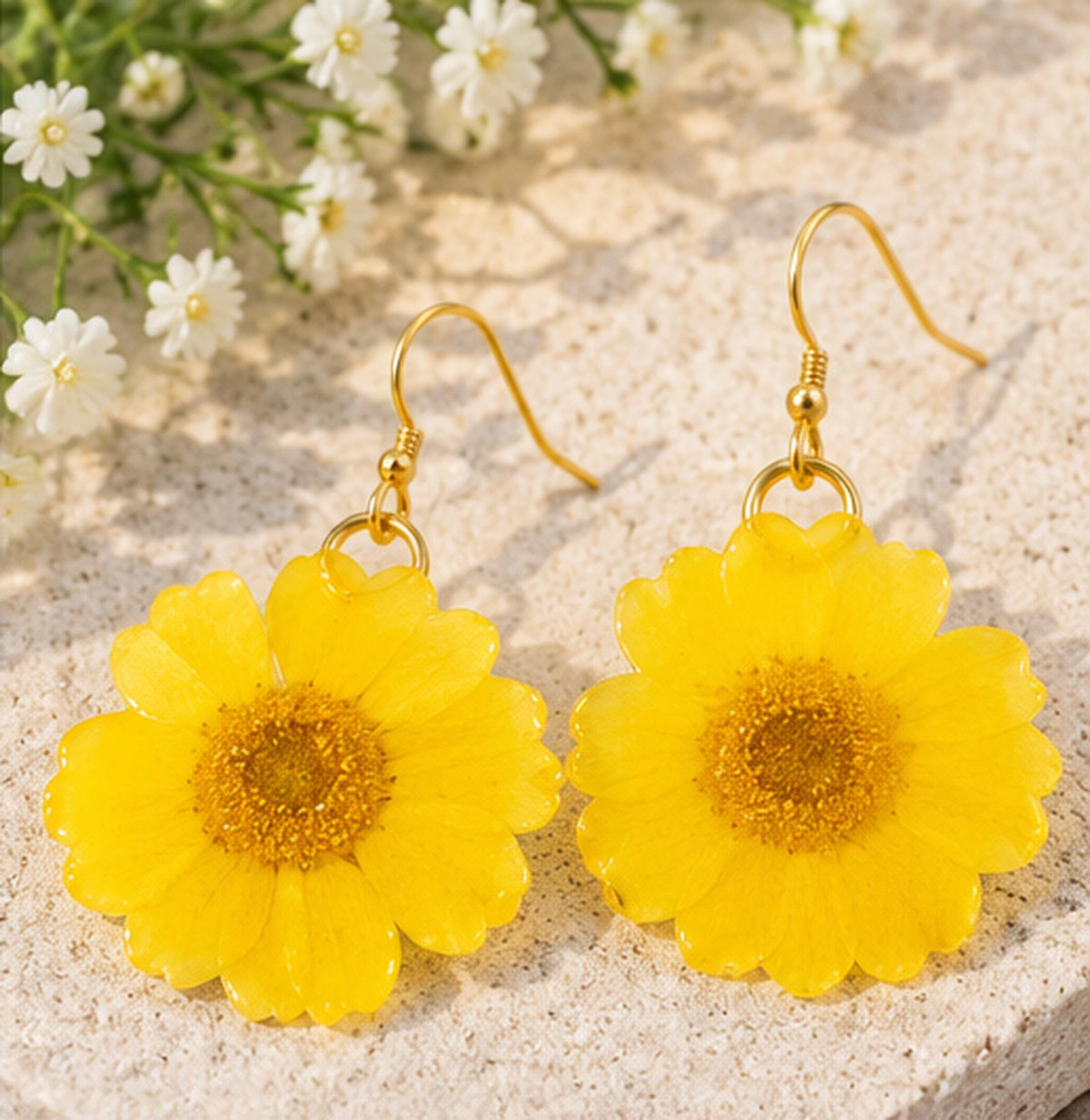 Handmade minimalist Earrings. Made with pressed yellow Daisy flowers. Hypoallergenic Earrings. 14K gold Plated.