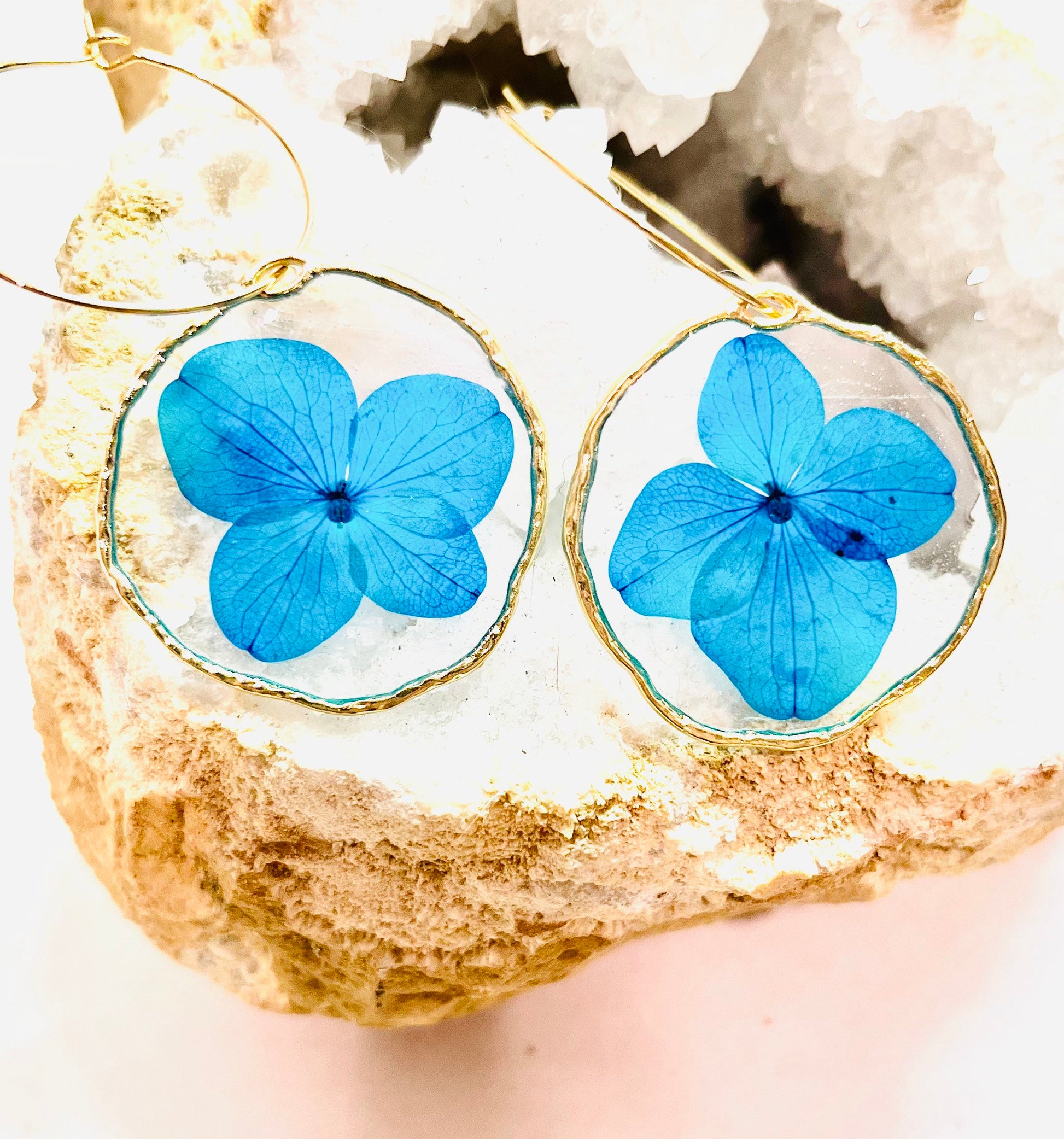 Summer Earrings. Beautiful Real Hydrangea 18K Gold plated hoops. Unique Jewelry. Pink and Blue Hydrangeas. One of a kind gift.